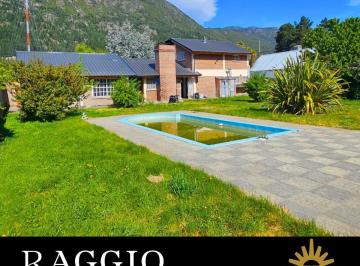 Casa · 179m² · 5 Ambientes · Casa de 179,90 m² Sobre Lote de 716,53 m² con Pileta, Lago Puelo, Chubut (Fc - 227)