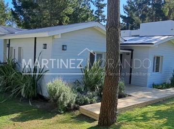 Casa · 140m² · 4 Ambientes · 2 Cocheras · Casa en Alq. Temporario en Costa Esmeralda, Costa Atlántica, Buenos Aires