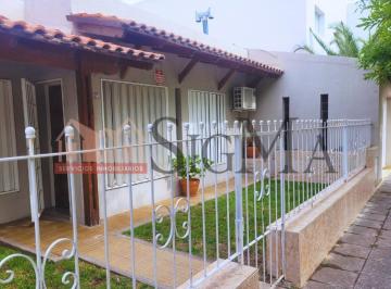 Casa · 188m² · 3 Dormitorios · 2 Cocheras · Casa en Venta