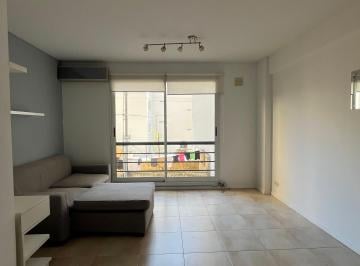 Departamento de 2 ambientes, Almagro · Impecable 2 Ambientes, Semi Piso, Balcon Al Frente y Ventanal Al Contrafrente