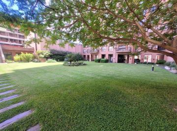 Departamento · 61m² · 2 Ambientes · 1 Cochera · Alq 2 Amb C/balcon y Cochera. Full Amenities. Edif Brunetta