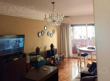 Departamento · 74m² · 4 Ambientes · Venta Departamento Monserrat Cuatro Ambientes Balcón