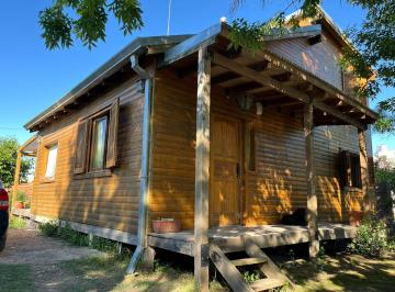 Casa de 6 ambientes, La Plata · Casa Estilo Cabaña 6 Ambientes Parque Sicardi