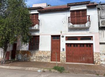 Casa · 205m² · 7 Ambientes · 1 Cochera · Casa en Gualeguaychu