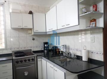 Departamento · 60m² · 4 Ambientes · 1 Cochera · Venta Departamento 4 Ambientes en Avellaneda