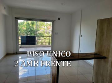 Departamento de 2 ambientes, Monte Castro · 2 Amb Piso Unico con Bcon Lav. Cubierto