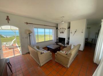 Casa · 123m² · 5 Ambientes · Casa / Chalet Calle 13 Esq. 84 - La Soñada - Mar del Sur