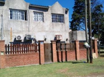Casa de 4 ambientes, Almirante Brown · Casa en Venta a m de Av Hipólito Yrigoyen