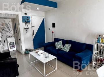 Departamento · 62m² · 2 Ambientes · Venta Triplex 2 Amb con Terraza Parrilla Propia Monte Castro