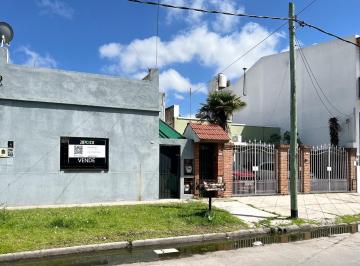 PH · 77m² · 3 Ambientes · PH en Venta Al Frente