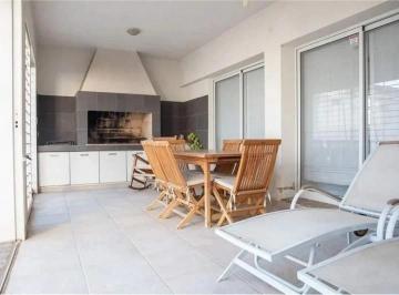 Casa de 5 ambientes, Córdoba · B° Urca Venta Casa 4 Dorm (1 en Pb) Piscina Galería/quincho