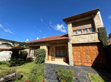 Casa de 5 ambientes, Mar del Plata · Vendemos Chalet en Dos Plantas Sobre Lote de 10 X 43.30 con Amplio Parque