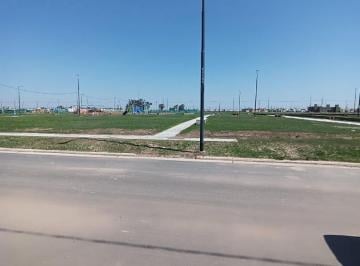 Terreno · 350m² · Venta - Terreno Pampas de Manantiales - Apto Duplex