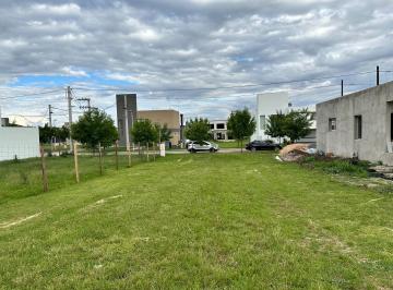 Terreno · 350m² · Lote en Venta B° Tejas 4