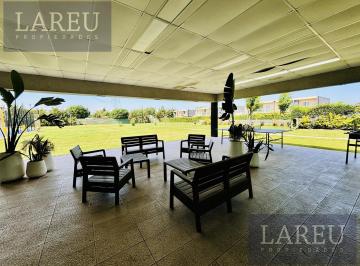 Casa · 110m² · 4 Ambientes · 2 Cocheras · Casa Tipo Duplex en Spring Park