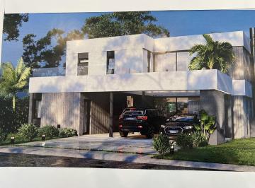 Casa · 212m² · 5 Ambientes · 2 Cocheras · Casa en Venta Puertos del Lago, Amarras. 4 Cuartos.