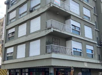 Local comercial · 115m² · Se Vende Local Esquina Apto Gastronomico en El Centro