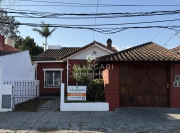 Casa de 5 ambientes Venta USD 81.000 · Casa 5 Ambientes con Parque en Venta - Quilmes ¡Apto a Crédito!