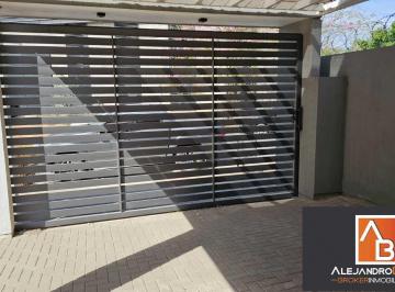 PH de 3 ambientes, La Calera · Complejo Cerrado en Barrio Cuesta Colorada - Duplex de 3 Dorm. Cochera Doble