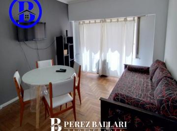 Departamento · 40m² · 2 Dormitorios · Alquiler Semana Santa - 4 Prs. - Zona Centro - Plaza Colon - Playas