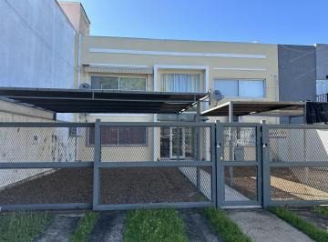 Departamento · 57m² · 2 Ambientes · 1 Cochera · Departamento en con Patio en Reibel 132