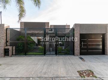 Casa · 116m² · 3 Ambientes · 3 Cocheras · Venta Casa 3 Ambientes con Departamento de 2 Ambientes en Ramos Mejia.