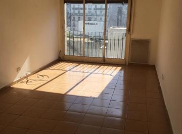 Oficina comercial de 5 ambientes, Balvanera · Oficina en Alquiler - Zona Once