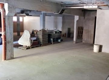 Depósito de 1 ambiente, Lanús · Espectacular Deposito Cochera de 130 m² Aprox. a m de La Unla!