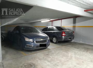 Garage · 11m² · Cochera Fija Cubierta en Recoleta