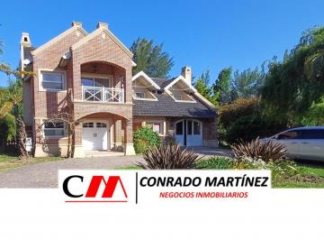Casa · 288m² · 8 Ambientes · 6 Cocheras · Casa en Venta en Country San Eliseo