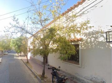 Casa · 300m² · 5 Ambientes · Terreno en Venta en Cafayate 25 X 92 con 300 m² de Construcción Colonial