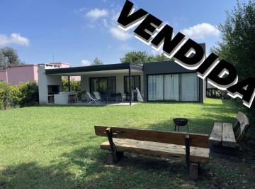 Casa · 117m² · 4 Ambientes · Vendida - Hermosa Casa en Manzanares Chico