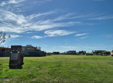 Terreno · 644m² · Lote en Esquina en Riberas Puertos Escobar