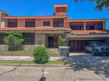 Casa · 618m² · 7 Ambientes · Casa en Venta en Martínez, San Isidro, G. B. a. Zona Norte