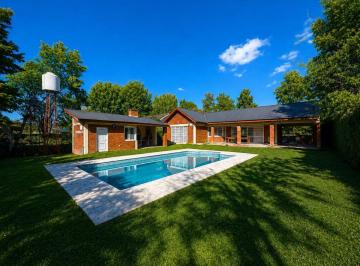 Casa de 4 ambientes, Exaltación de la Cruz · Venta - Casa - Barrio Parque Sakura - Exaltación de La Cruz