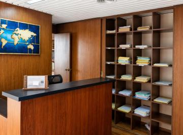 Oficina comercial de 4 ambientes, Córdoba · Alquiler! Oficina en El Centro | Amplia | Terraza | Excelente Ubicación