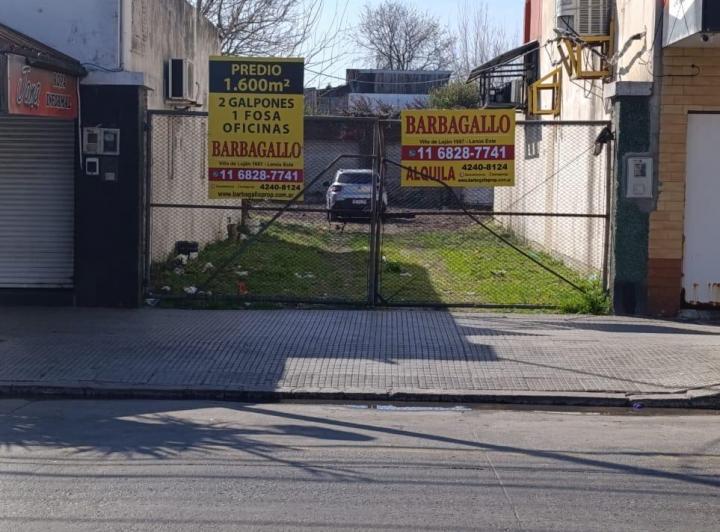Terreno · 300m²