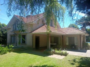 Casa de 4 ambientes, La Plata · Hermosa Casa Quinta Ubicada en La Localidad de Villa Elisa Partido de La Plata