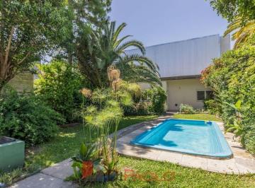 Casa · 135m² · 4 Ambientes · 1 Cochera · Casa 4 Ambientes, Parque, Parrilla y Garage en San Martín