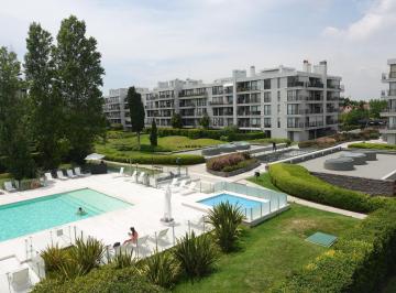 Departamento · 140m² · 4 Ambientes · 2 Cocheras · Exceñente Departamento de 4 Ambientes en Exclusivo Complejo con Todos Los Amenities