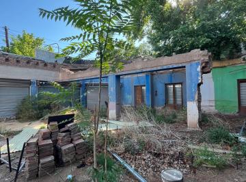 Bodega-Galpón de 4 ambientes, Godoy Cruz · Galpón en Venta