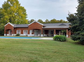 Casa · 170m² · 4 Ambientes · 1 Cochera · Chacras Open Door, Muy Linda Casa, Sobre Lote de 4000 M&sup2;!