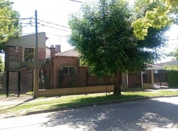 Casa de 5 ambientes, La Plata · Casa en Venta en Villa Elisa