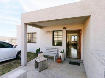 PH · 140m² · 3 Ambientes · 2 Cocheras · Casa en Venta 3 Dorm., 2 Baños, Vista. Estancia Vieja, Villa Carlos Paz.