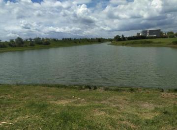 Terreno · 913m² · Venta Terreno Lote Al Agua en Venta Ubicado en El Cantón, Escobar, G. B. a. Zona Norte