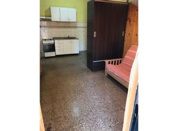 Departamento · 20m² · 1 Ambiente · Se Vende Alquilado 1 Amb Entrada Indep, Buena Zona