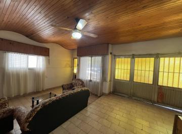 Casa de 4 ambientes, Ciudad de Santa Fe · Casa en Barrio Fomento 9 de Julio