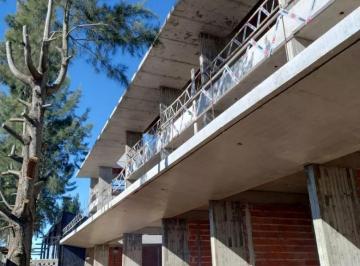 Local comercial · 43m² · 1 Ambiente · Oficina en Venta en Gorina