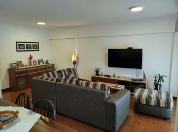 Departamento · 120m² · 4 Ambientes · 1 Cochera · Departamento de 4 Amb Mas Dependencia con Cochera.