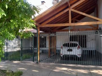 Casa de 4 ambientes, Florencio Varela · Casa en Venta - Excelente Ubicación